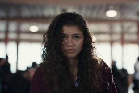 Кадр из сериала Эйфория